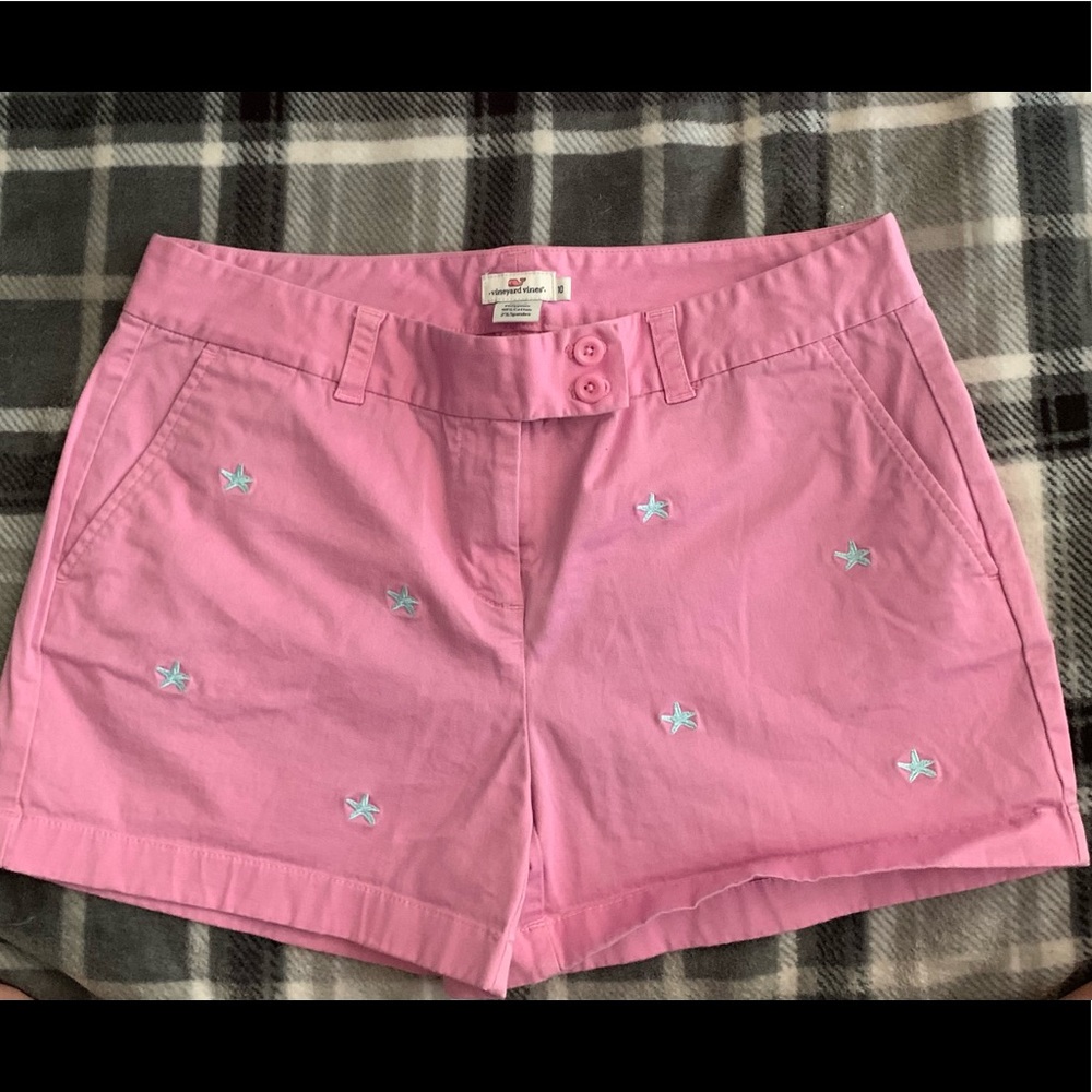 Vineyard Vines Pink shorts with starfish logo